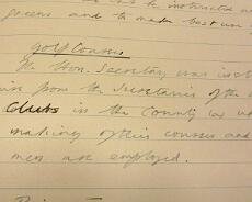 P1040017 Extract from the minutes of the Warwick area War Agricultural Executive Committee in 1917 showing how even golf courses were put under cultivation